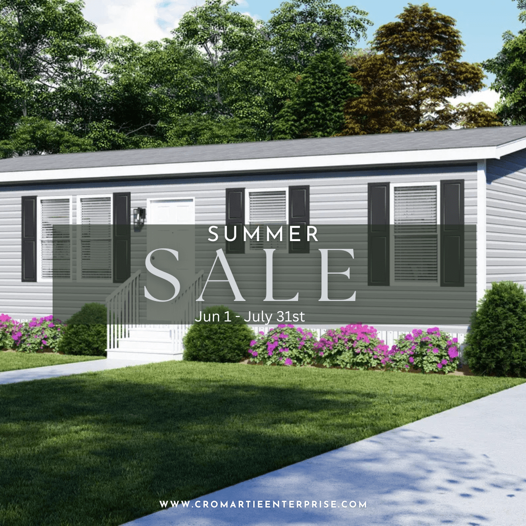White Minimalist Summer Sale Instagram Post